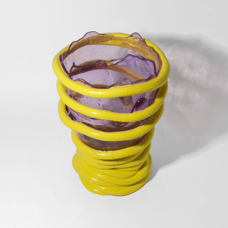 Vase Pompitu I - Lilac, Fluo Yellow par Gaetano Pesce - Fish Design-S-The Woods Gallery