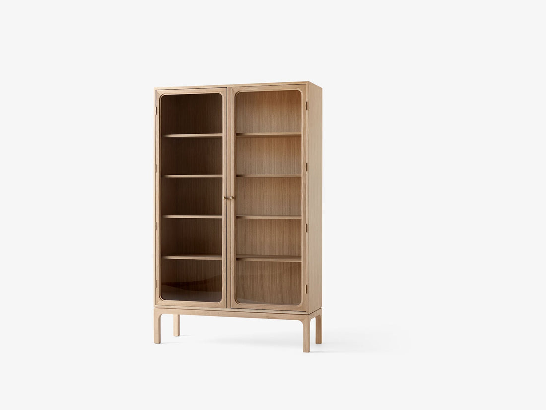 Vitrine Trace SC88 de Space Copenhagen - &amp;Tradition-Chêne naturel-The Woods Gallery