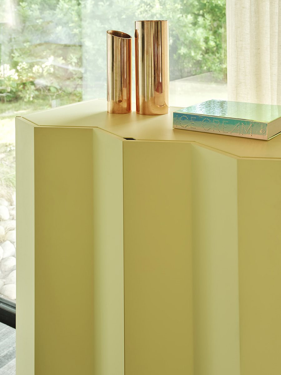 Armoire Z24 726 de Muller Van Severen - Zanotta, vue 3