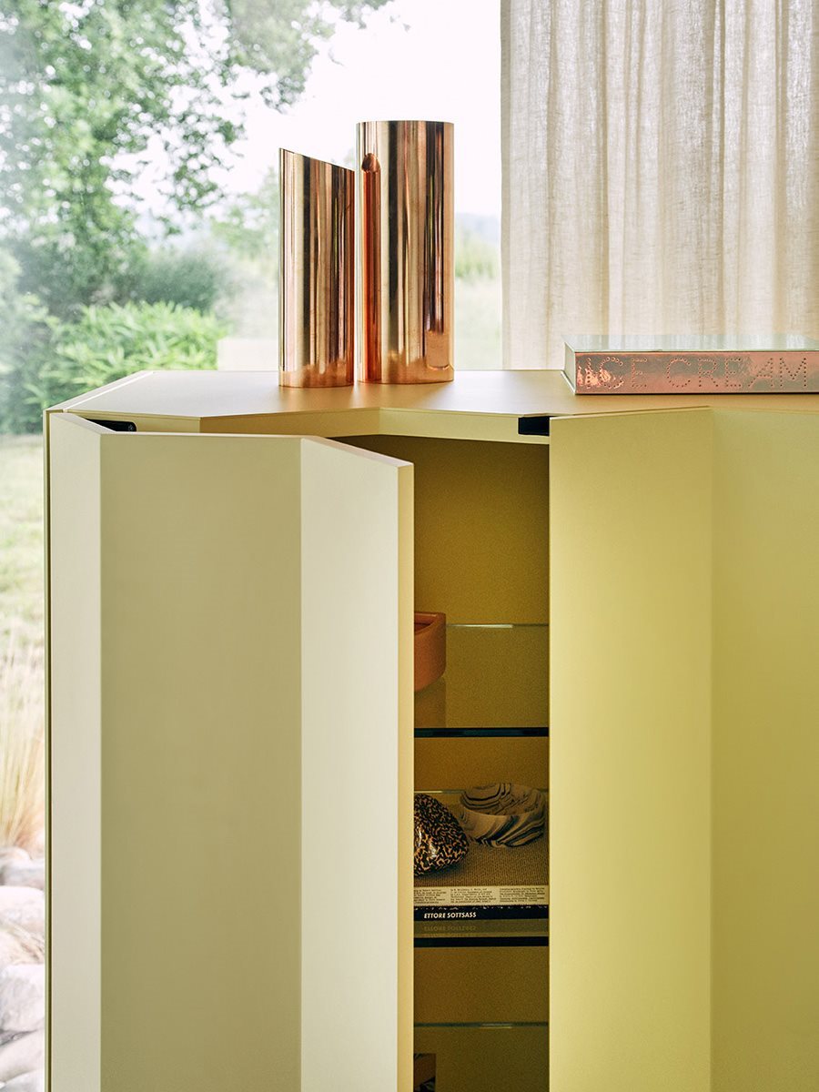 Armoire Z24 726 de Muller Van Severen - Zanotta, vue 1