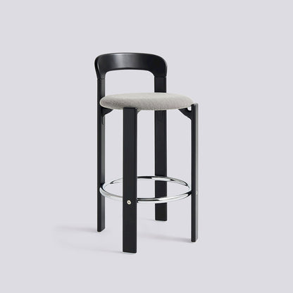 Tabouret de bar Rey assise rembourrée par Bruno Rey - Hay-Noir profond, tissu Steelcut Trio 124, Hauteur d&