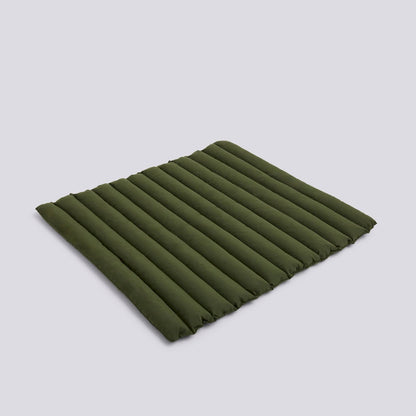 Coussin Soft Quilted pour canapé Palissade - Hay-Olive-The Woods Gallery