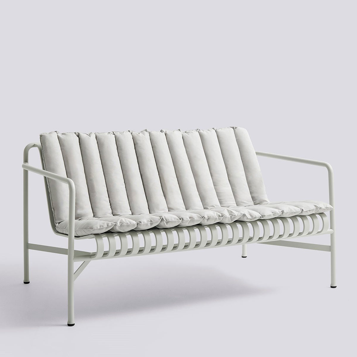 Coussin Soft Quilted pour canapé Palissade - Hay-Gris ciel-The Woods Gallery