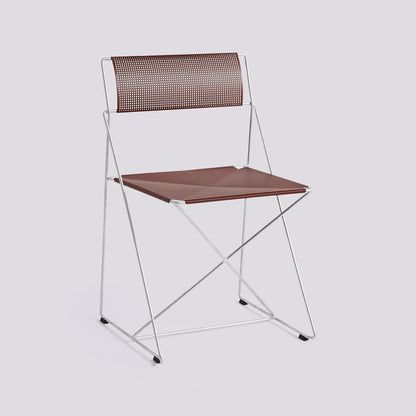 Chaise X-Line piètement galvanisé à chaud de Niels Jørgen Haugesen - Hay