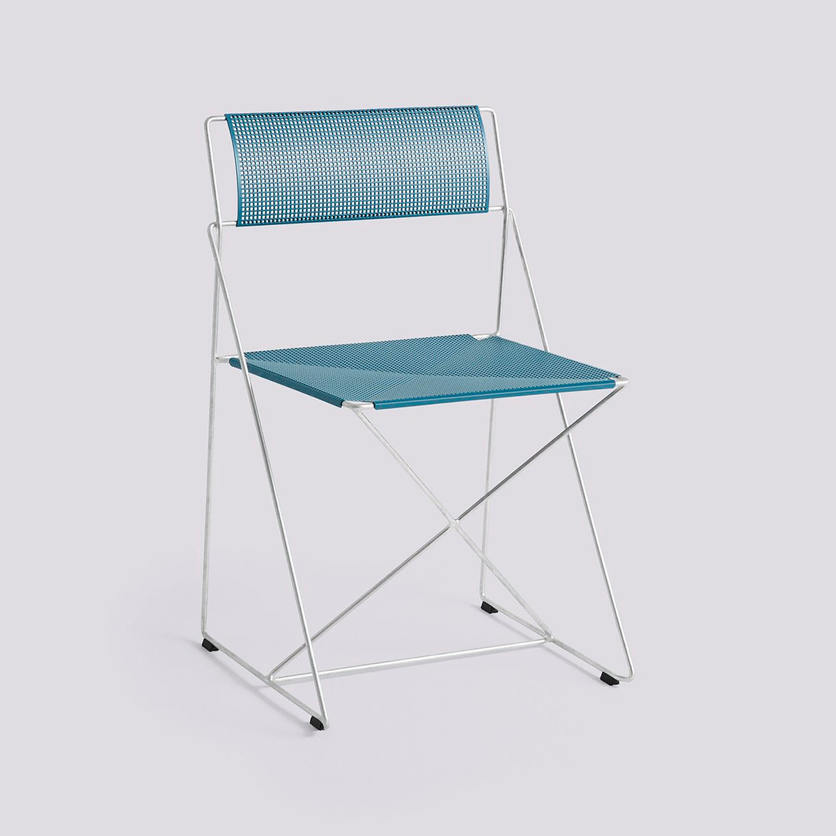 Chaise X-Line piètement galvanisé à chaud de Niels Jørgen Haugesen - Hay