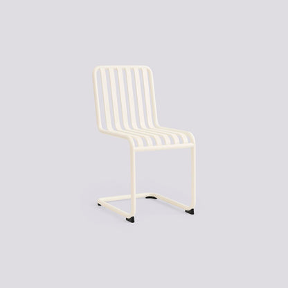 Chaise Palissade Cantilever de Ronan et Erwan Bouroullec - Hay-Blanc crème-The Woods Gallery