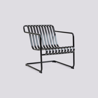 Fauteuil lounge bas Palissade Cantilever de Ronan et Erwan Bouroullec - Hay-Anthracite-The Woods Gallery