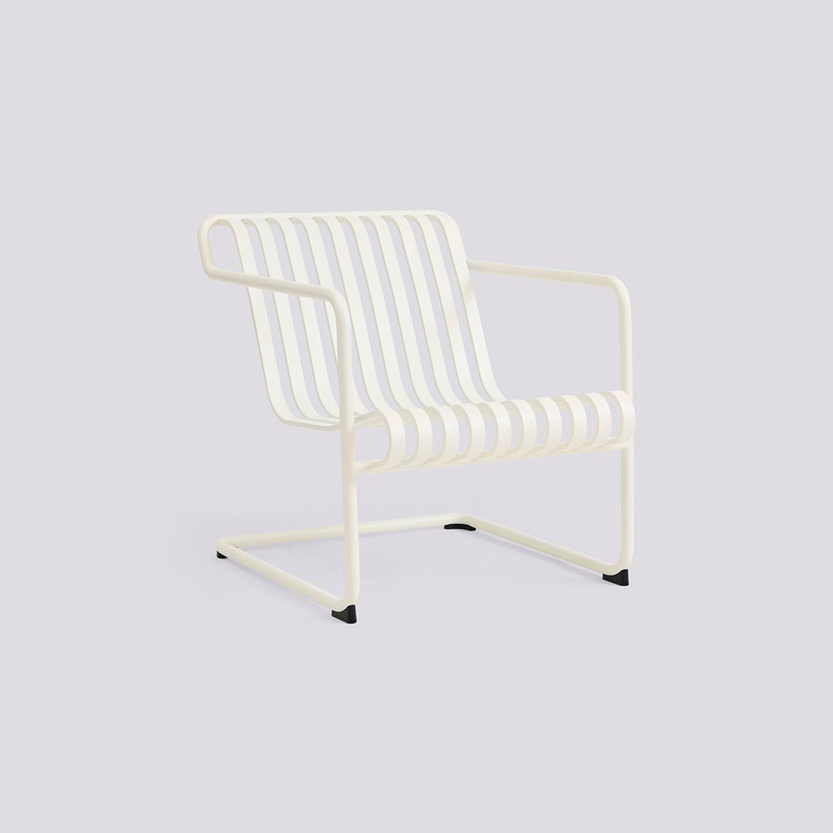 Fauteuil lounge bas Palissade Cantilever de Ronan et Erwan Bouroullec - Hay-Blanc crème-The Woods Gallery