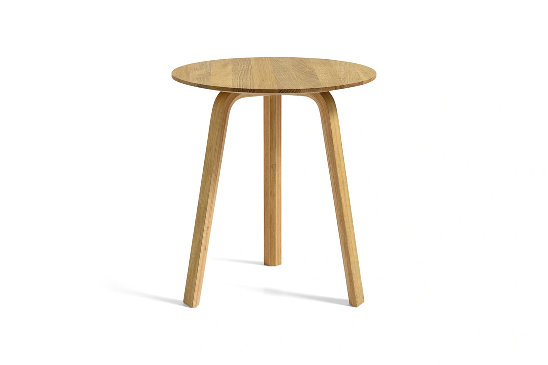 Table basse Bella Ø 45 x H 49 cm en chêne huilé, de trois quarts