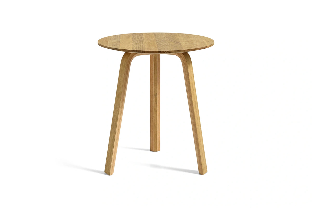 Table basse Bella Ø 45 x H 49 cm en chêne huilé, de trois quarts