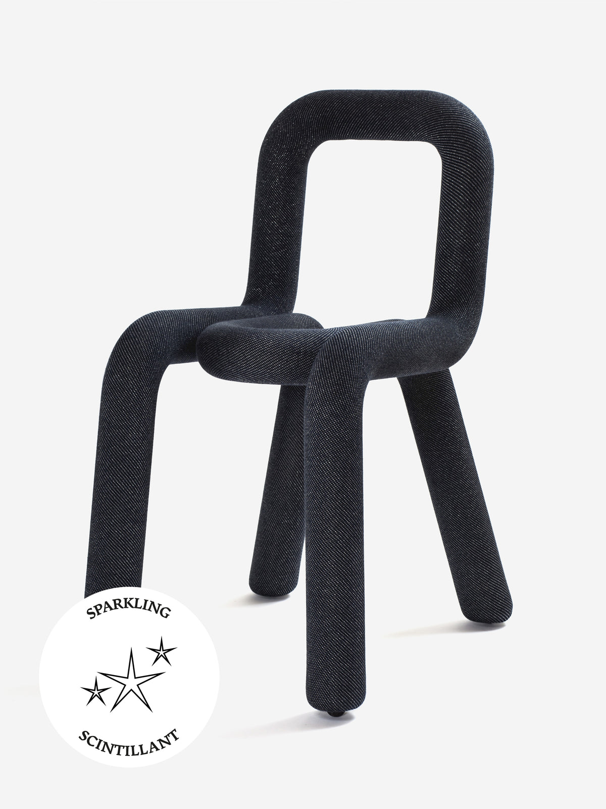Chaise Bold de Big Game - Moustache-Bleu pailleté, vue de trois quarts-The Woods Gallery