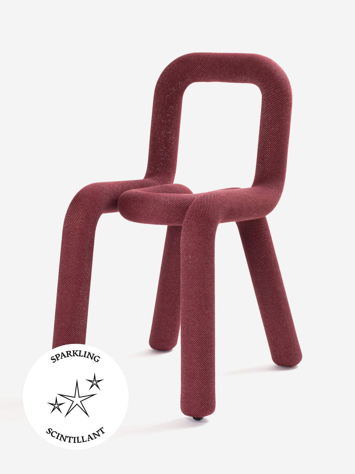 Chaise Bold de Big Game - Moustache-Rouge pailleté, vue de trois quarts-The Woods Gallery