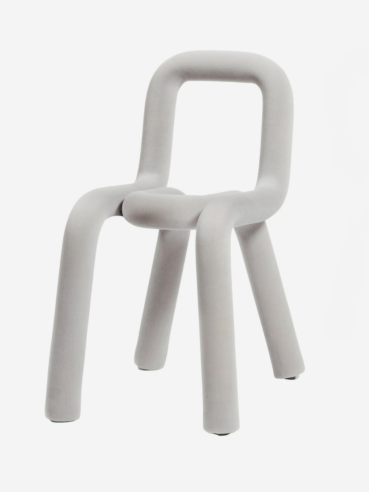 Chaise Bold de Big Game - Moustache-Gris clair, vue de trois quarts-The Woods Gallery