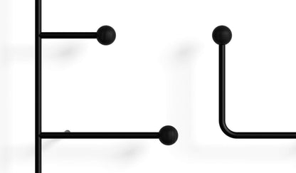 Portemanteau Hang Around de Derek McLeod - Cassina-détail des patères à boule-Cassina