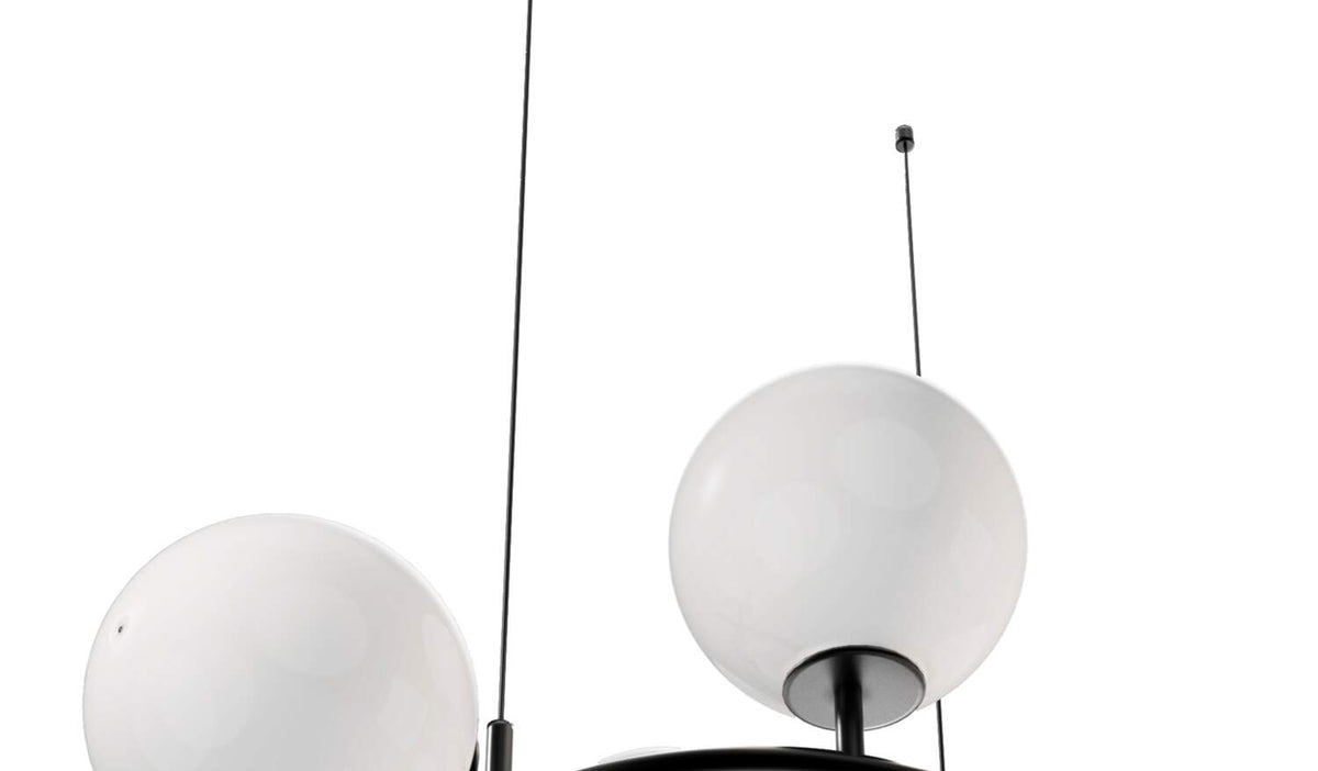 Lustre Constellation - Cassina-détail des globes blancs et des bras noirs-Cassina