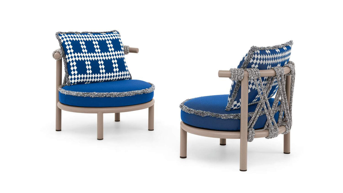 Fauteuil extérieur Trampoline de Patricia Urquiola - Cassina-détail-The Woods Gallery