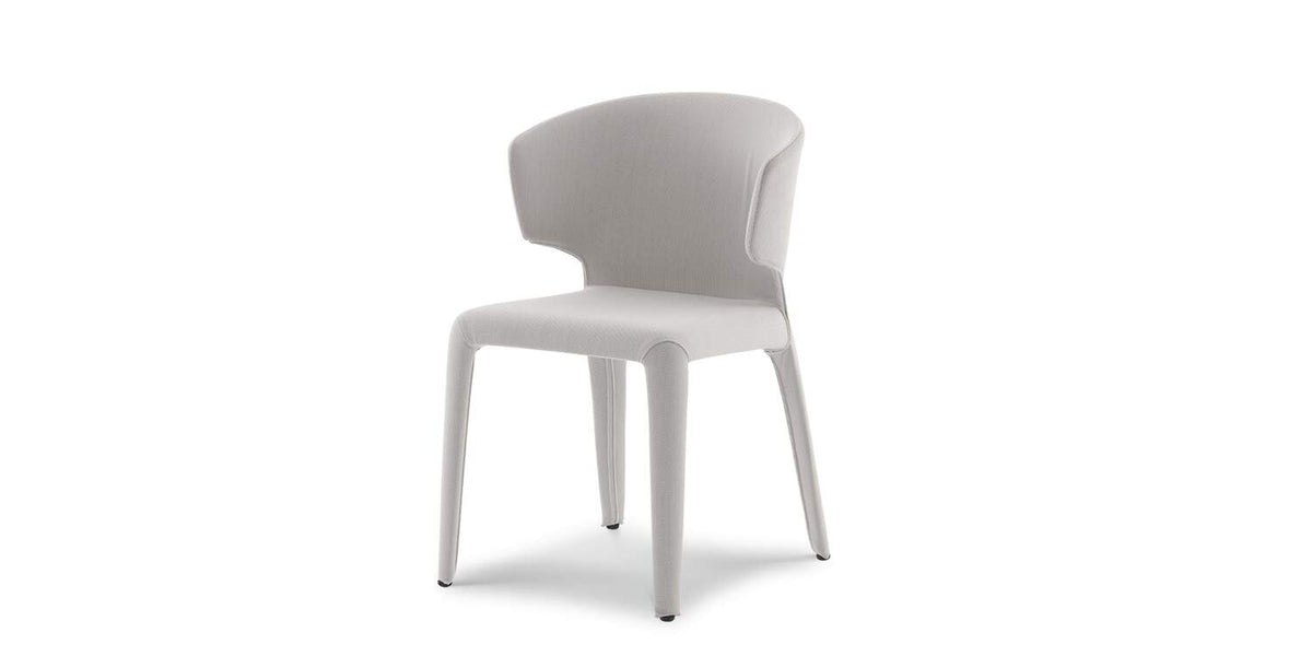 Chaise Hola de Hannes Wettstein - Cassina-chaise avec accoudoirs en tissu gris-The Woods Gallery