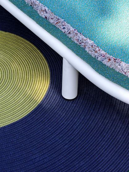 Bain de soleil Trampoline de Patricia Urquiola - Cassina-en situation 3-The Woods Gallery