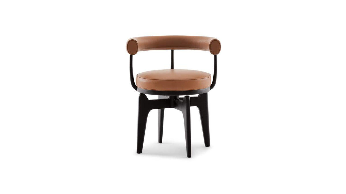 Fauteuil pivotant 528 Indochine de Charlotte Perriand - Cassina-vue de face, assise cuir cognac-Cassina