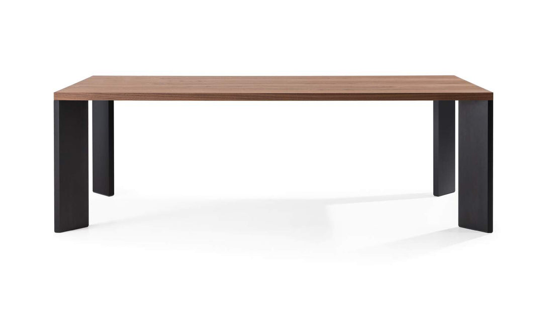 Table Ordinal de Michael Anastassiades - Cassina-plateau et pieds en chêne naturel-The Woods Gallery