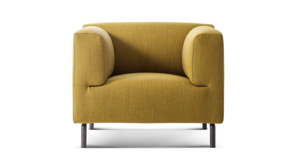 Fauteuil Met de Piero Lissoni - Cassina-fauteuil vu de trois quarts-The Woods Gallery
