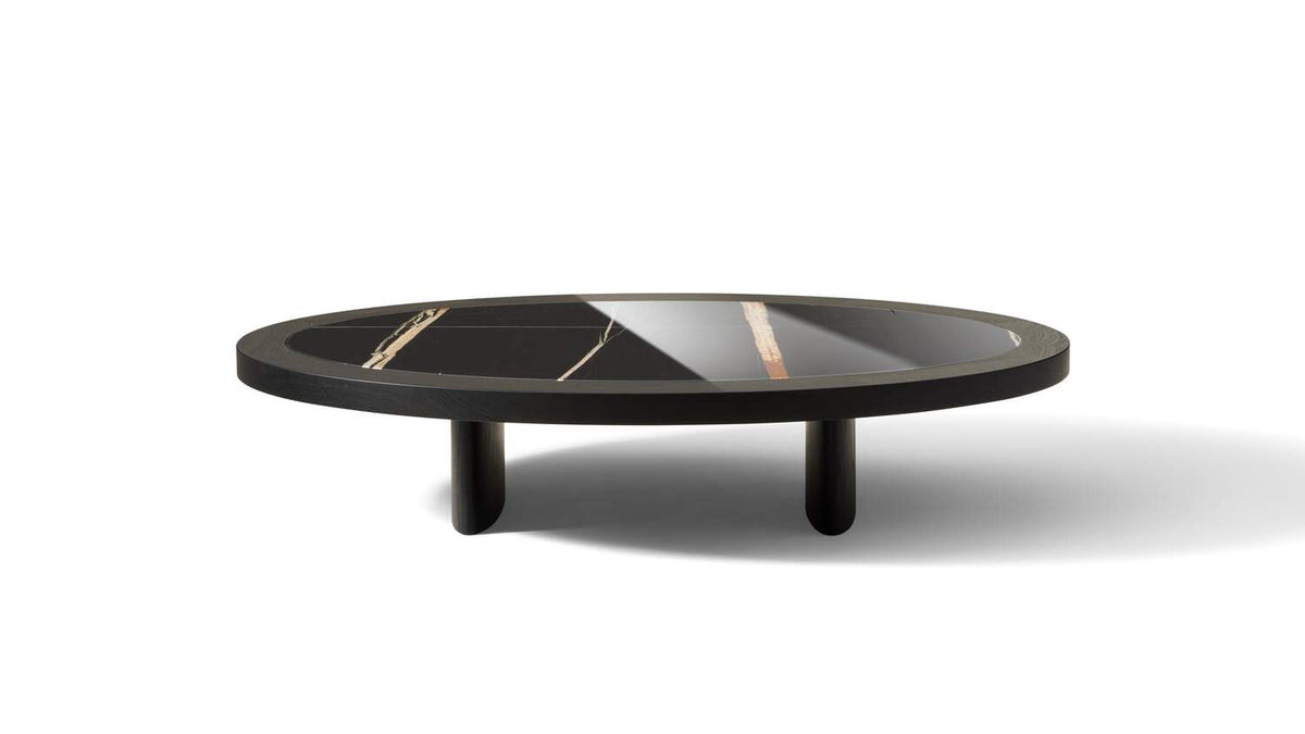 Table basse 544 Monta de Charlotte Perriand - Cassina-vue de trois quarts, plateau ovale en marbre noir veiné-Cassina