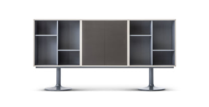 Casiers standard 20 (LC20) de Le Corbusier - Cassina-vue de face, meuble sur pieds avec portes centrales-Cassina
