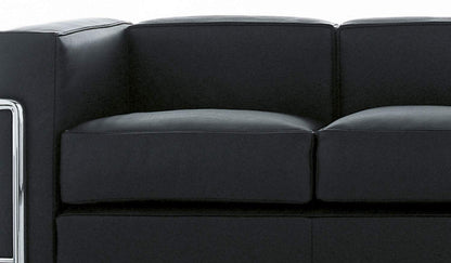 Canapé 2 Grand Confort (LC2) petit modèle, trois places - Cassina-vue de trois quarts, cuir noir-Cassina