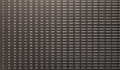 Tapis Janubi en laine - Cassina-détail du nouage anthracite-The Woods Gallery