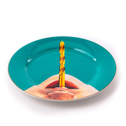 Assiette Drill de ToiletPaper - Seletti-vue 4-The Woods Gallery