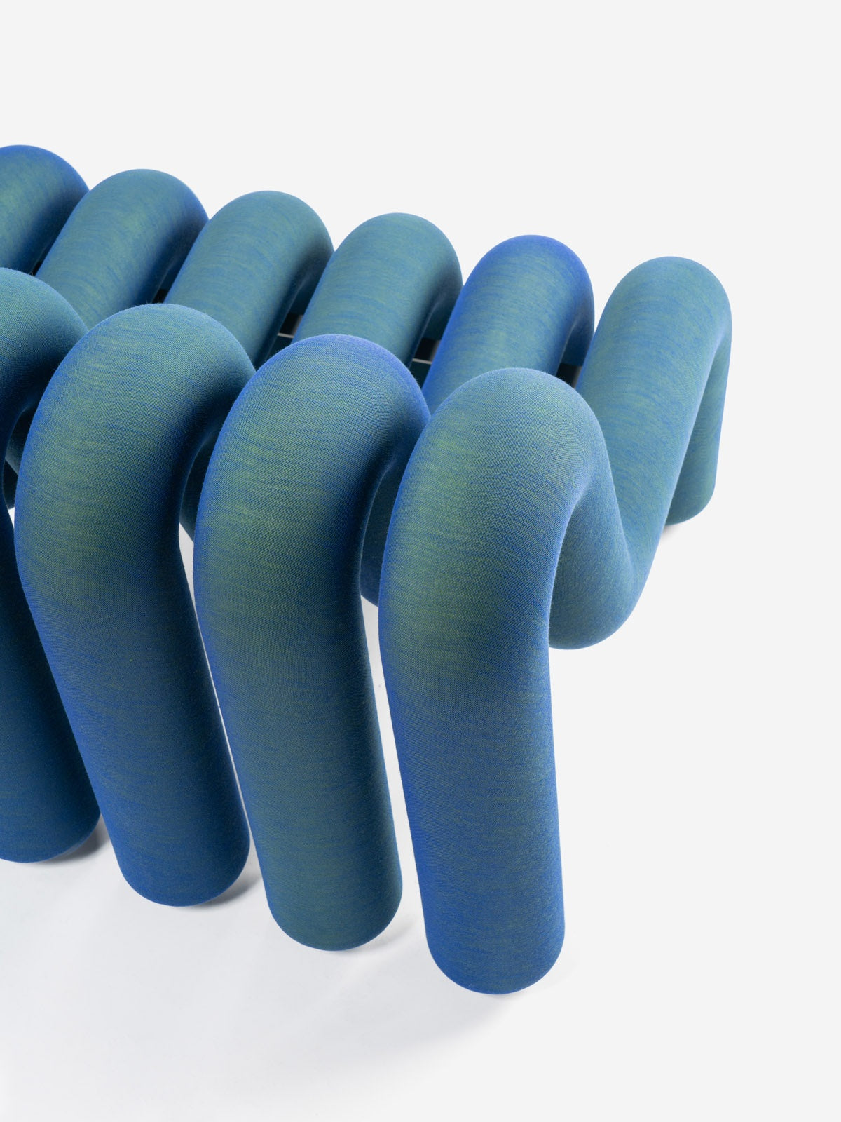Canapé Extra Bold de Big Game - Moustache-détail des tubes bleu gris-The Woods Gallery