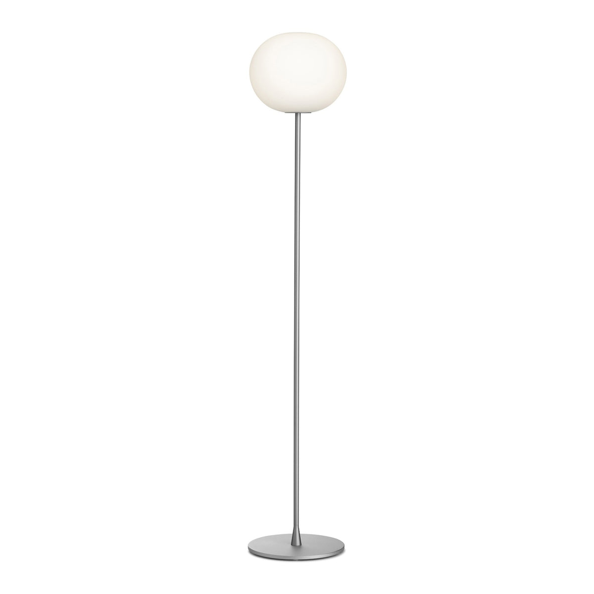 Lampadaire Glo-Ball de Jasper Morrison – photo officielle Flos