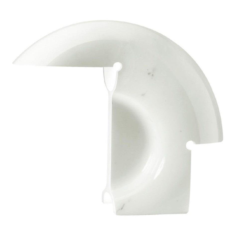 Lampe de table Biagio en marbre de Tobia Scarpa – photo officielle Flos
