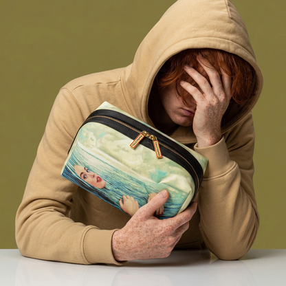 Trousse de toilette Sea Girl de ToiletPaper - Seletti-vue 3-The Woods Gallery