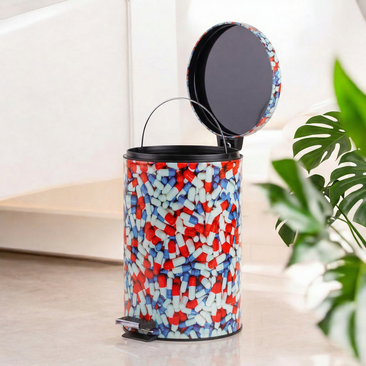 Poubelle Pills 5 L de ToiletPaper - Seletti-vue 2-The Woods Gallery