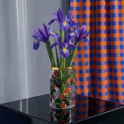 Vase Roses de ToiletPaper - Seletti-en situation, visuel de synthèse-The Woods Gallery