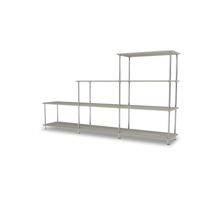 Etagère Free 321000 Montana, tablettes 225 Fennel et structure 44C Chrome, vue de trois quarts sur fond blanc