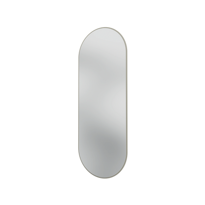 Miroir Colour Frame ovale SP1232R Montana, cadre laqué 144 Fennel, vue de trois quarts sur fond blanc