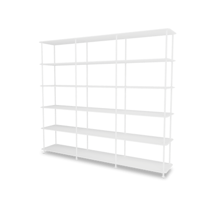 Etagère Free 555000 Montana, tablettes 214 New White et structure 101 New White, vue de trois quarts sur fond blanc