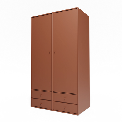Armoire Attire IV Montana, laque 146 Hazelnut, suspendu au rail mural, vue de trois quarts sur fond blanc