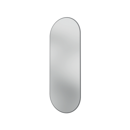 Miroir Colour Frame ovale SP1232R Montana, cadre laqué 36 Coal, vue de trois quarts sur fond blanc