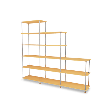 Etagère Free 542000 Montana, tablettes 233 Acacia et structure 44C Chrome, vue de trois quarts sur fond blanc