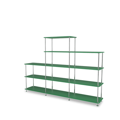 Etagère Free 342000 Montana, tablettes 232 Parsley et structure 44C Chrome, vue de trois quarts sur fond blanc
