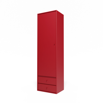 Armoire Attire I Montana, laque 165 Beetroot, suspendu au rail mural, vue de trois quarts sur fond blanc