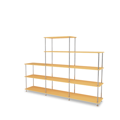Etagère Free 342000 Montana, tablettes 233 Acacia et structure 44C Chrome, vue de trois quarts sur fond blanc