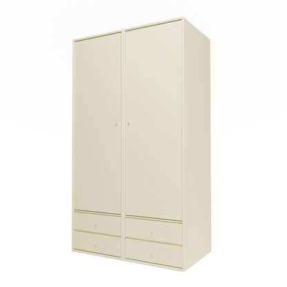 Armoire Attire IV Montana, laque 150 Vanilla, suspendu au rail mural, vue de trois quarts sur fond blanc