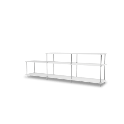 Etagère Free 111220 Montana, tablettes 214 New White et structure 44C Chrome, vue de trois quarts sur fond blanc