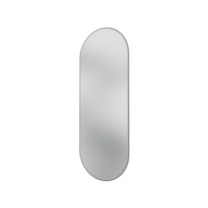 Miroir Colour Frame ovale SP1232R Montana, cadre laqué 141 Truffle, vue de trois quarts sur fond blanc
