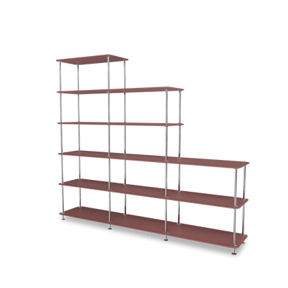 Etagère Free 542000 Montana, tablettes 231 Masala et structure 44C Chrome, vue de trois quarts sur fond blanc