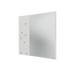 Miroir Memo Montana, laque 01 White, suspendu au rail mural, vue de trois quarts sur fond blanc